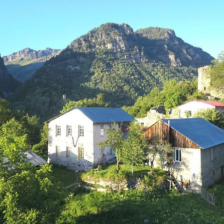 Ciuri'S Guesthouse Zhabeshi Экстерьер фото